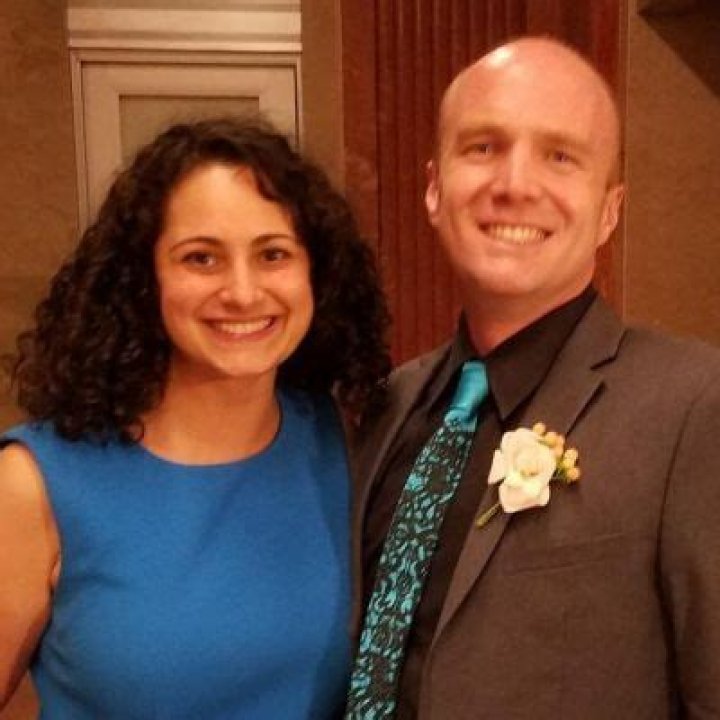 Samantha Woll Sexuality | Was She Gay Or Lesbian